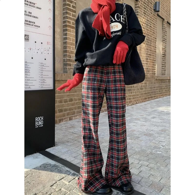 Deeptown Y2K Red Plaid Pants Women Korean Fashion Streetwear Wide Leg Flare Sweatpants Spring Oversize Harajuku Vintage Trousers 240819