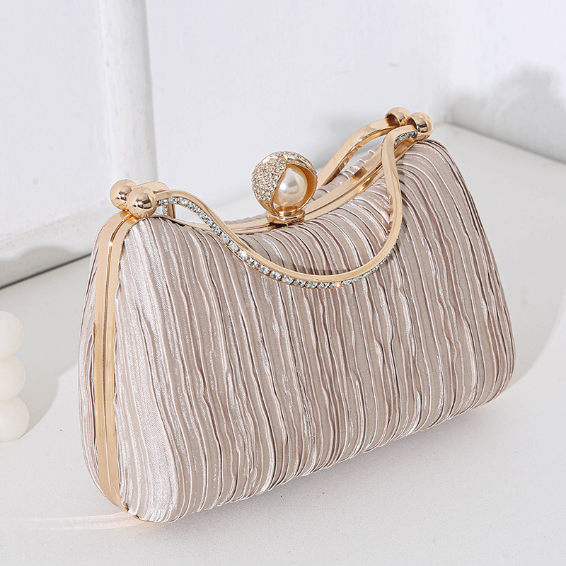 New high-end pearl dinner bag, women's handbag, socialite style formal dress, banquet pleated diamond inlaid handbag