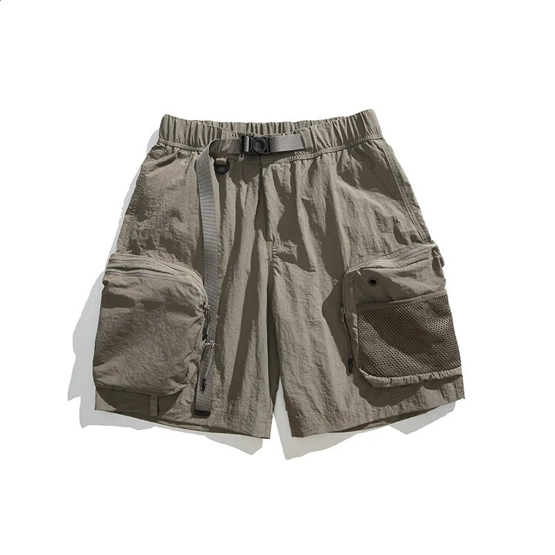Summer Outdoor Three way Sports Shorts American Style Functional Multi pocket Waterproof 240819