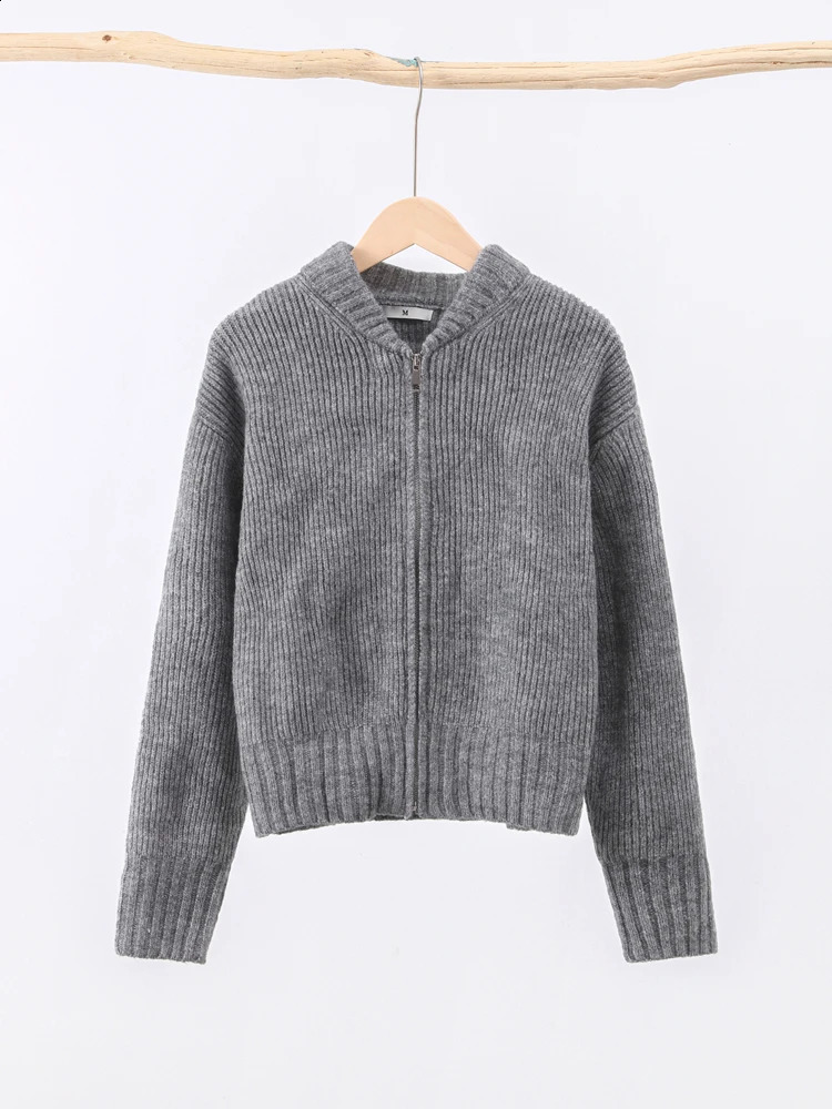Fashion Gray Zipper Knitted Sweater For Women Spring Autumn Long Sleeve Knit Bomber Jacket Female Street Warm Lady Chic Top 240819