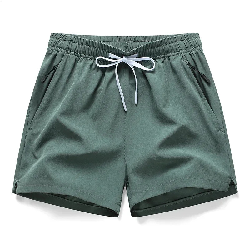 mens sports and leisure 34 shorts with ice silk lightweight sweat absorbing outdoor quick drying running fitness loose pants 240819