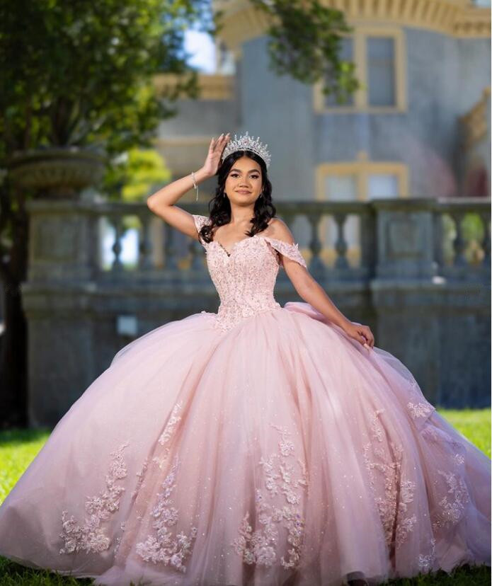 Pink Princess Sparkly Quinceanera Dresses Off Shoulder Floral Applique Lace-up Corset Tutu vestido 15 anos quinceanera 2025