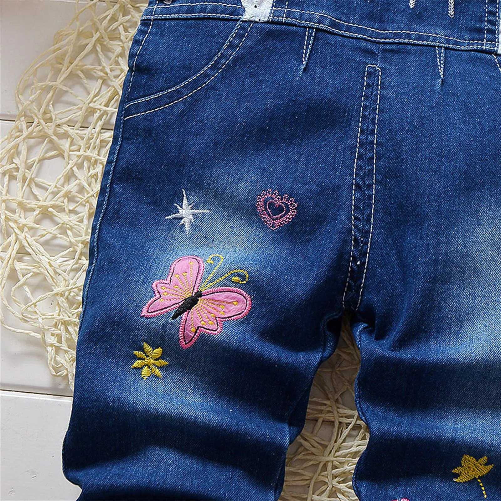 Childrens sports legs summer pants baby jumpsuit baby coat denim shorts boys and girls wear 6 pieces of clothing for girls W240806