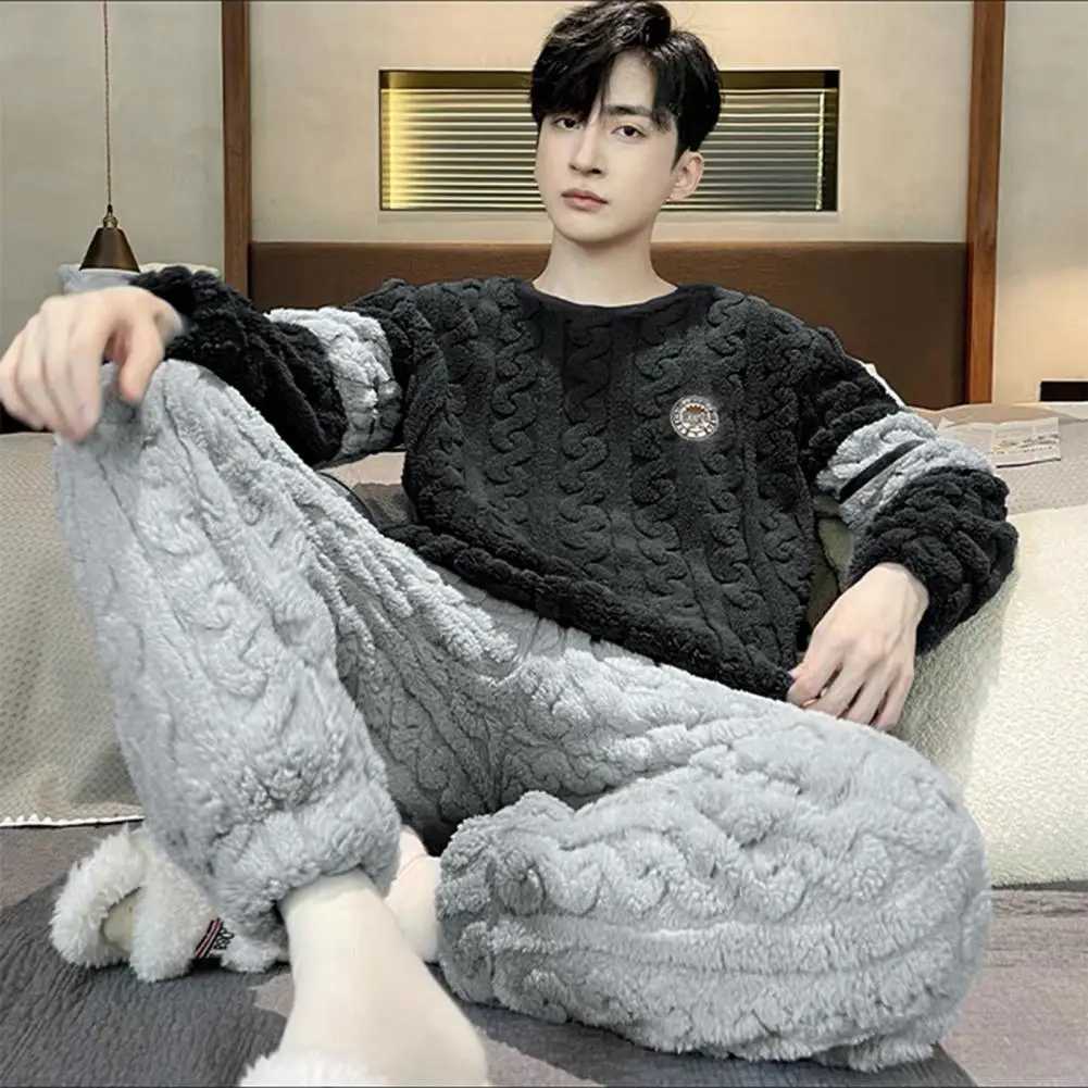 Mens Coral Velvet Pajama Set Autumn and Winter Pajama Set Two Piece Set Plush Velvet Thickened Wool Warm Home Set W241221