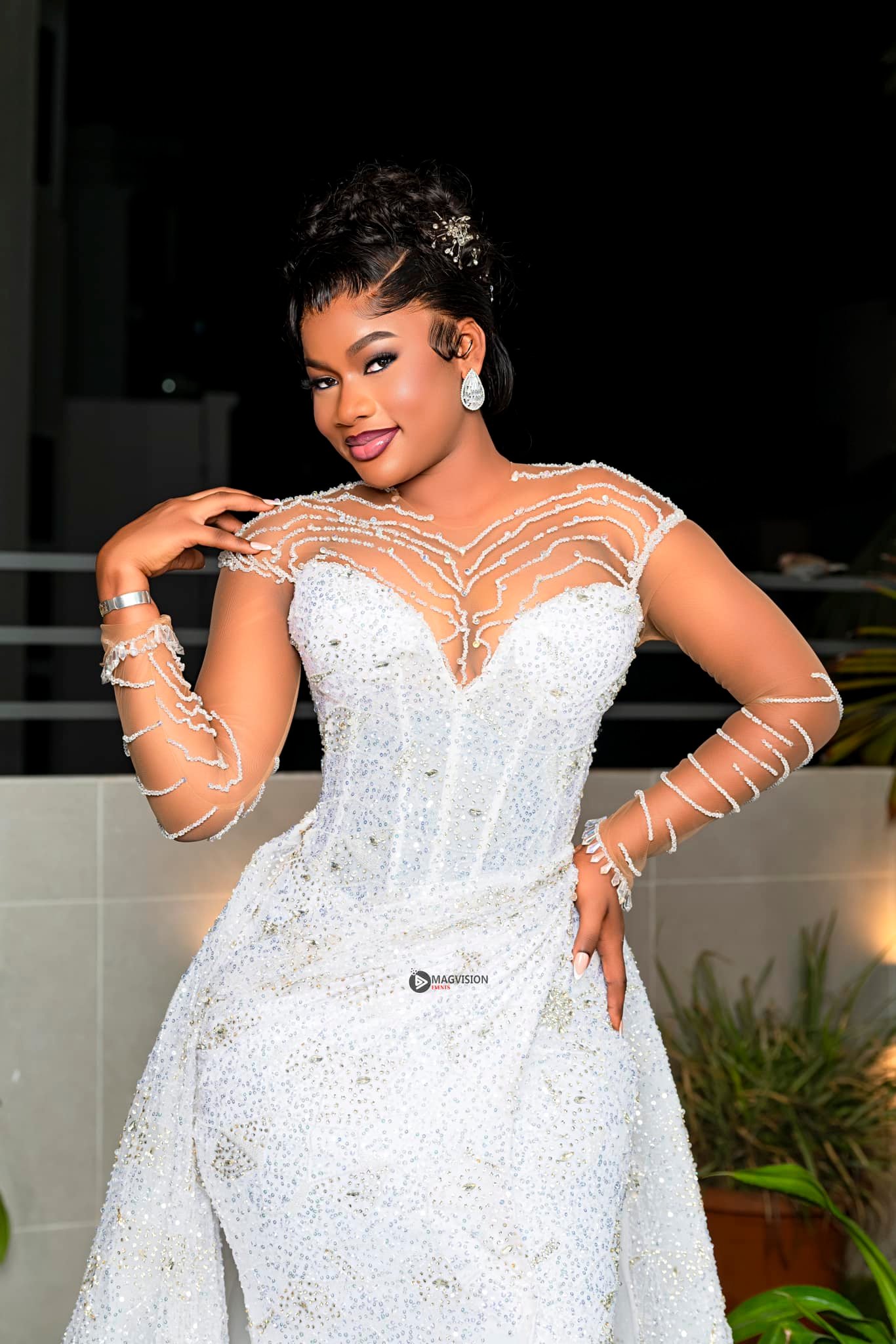 African Aso Ebi 2024 Ivory Mermaid Wedding Dress Sequined Rhinestones Full Sleeves Detachable Train Vintage Elegant Bridal Gowns Dresses ZJ207