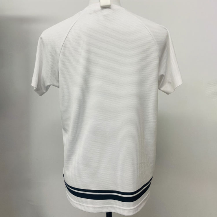 Breathable Men's Performance Shirt with Quick Dry Technology and Round Neck Design