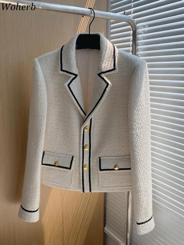 Autumn vintage womens Y2k coarse woolen jacket Korean temperature ultrathin suitable for outerwear patch workwear fashionable single chest elegant top