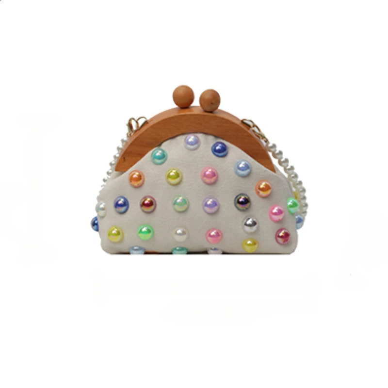 Colorful Beads New Canvas Small Shell Shoulder Wooden Hasp Pearl Beading Compact Crossbody Bags for Women Casual Cute 240820