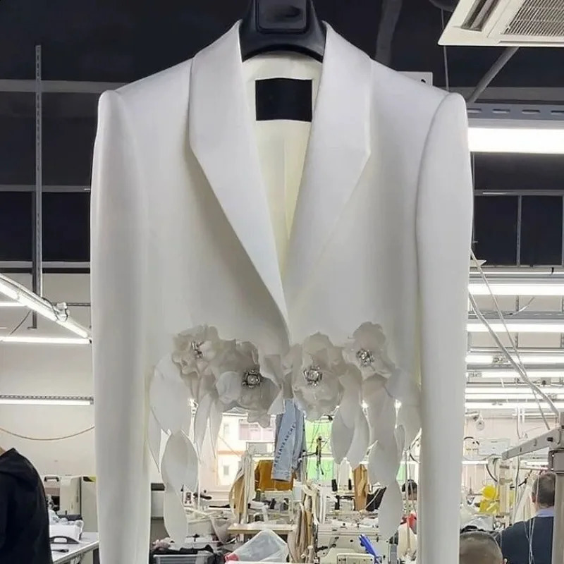 Elegant white 3D floral suit jacket high waisted Tassel Trailblazer Spring and Autumn ruffled bead OL cardigan 240819