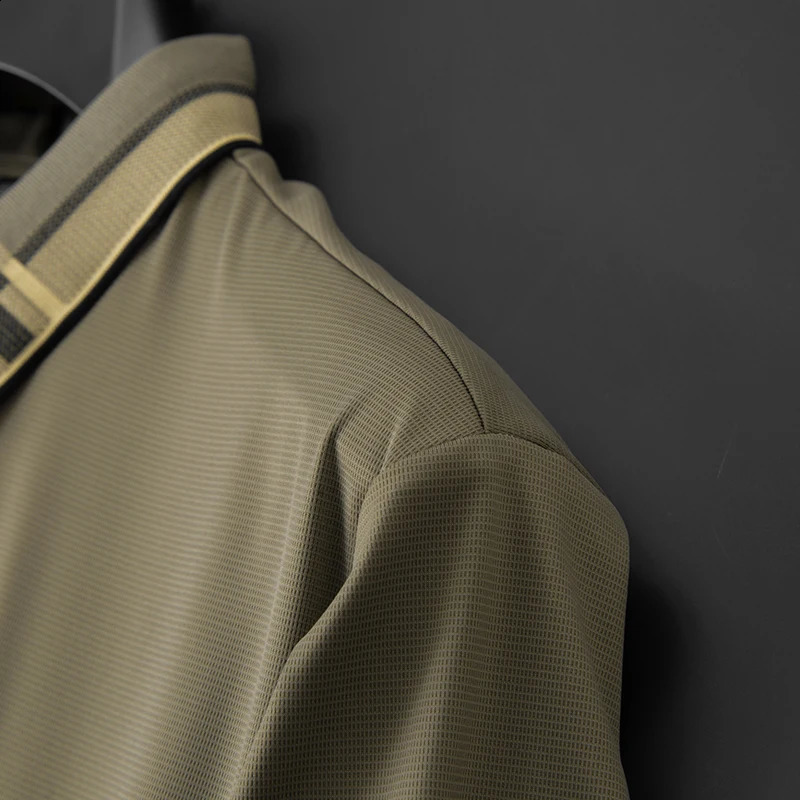 High Quality Seamless Ice Silk Mens Polo Shirt Lapel Embroid Short Sleeve T-ShirtSummer Exquisite Men Clothes Plus Size 7XL 240820