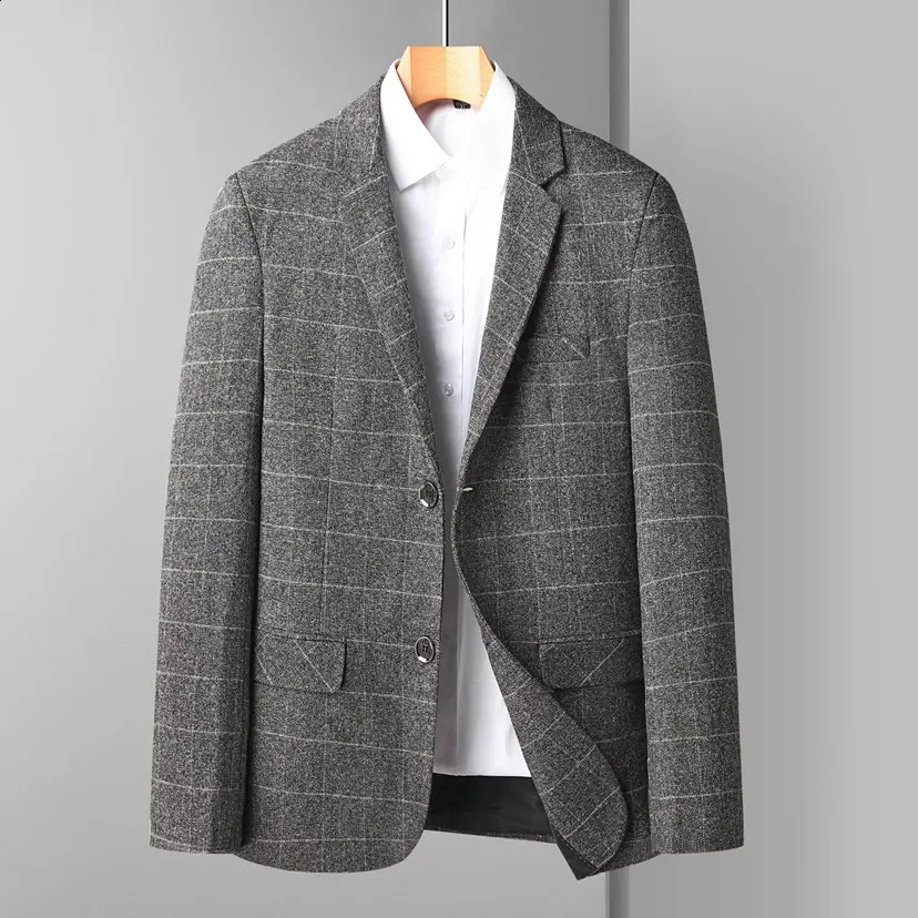 High quality fashionable and handsome Korean classic plain suede mens business casual single jacket Hombre polyester 240819
