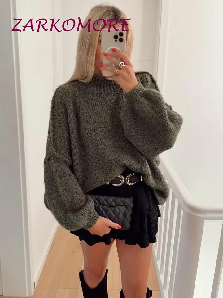 Solid color knitted womens open breasted batwing sleeve button loose floral autumn chic commuting casual sweater 240819