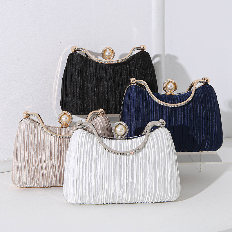 New high-end pearl dinner bag, women's handbag, socialite style formal dress, banquet pleated diamond inlaid handbag