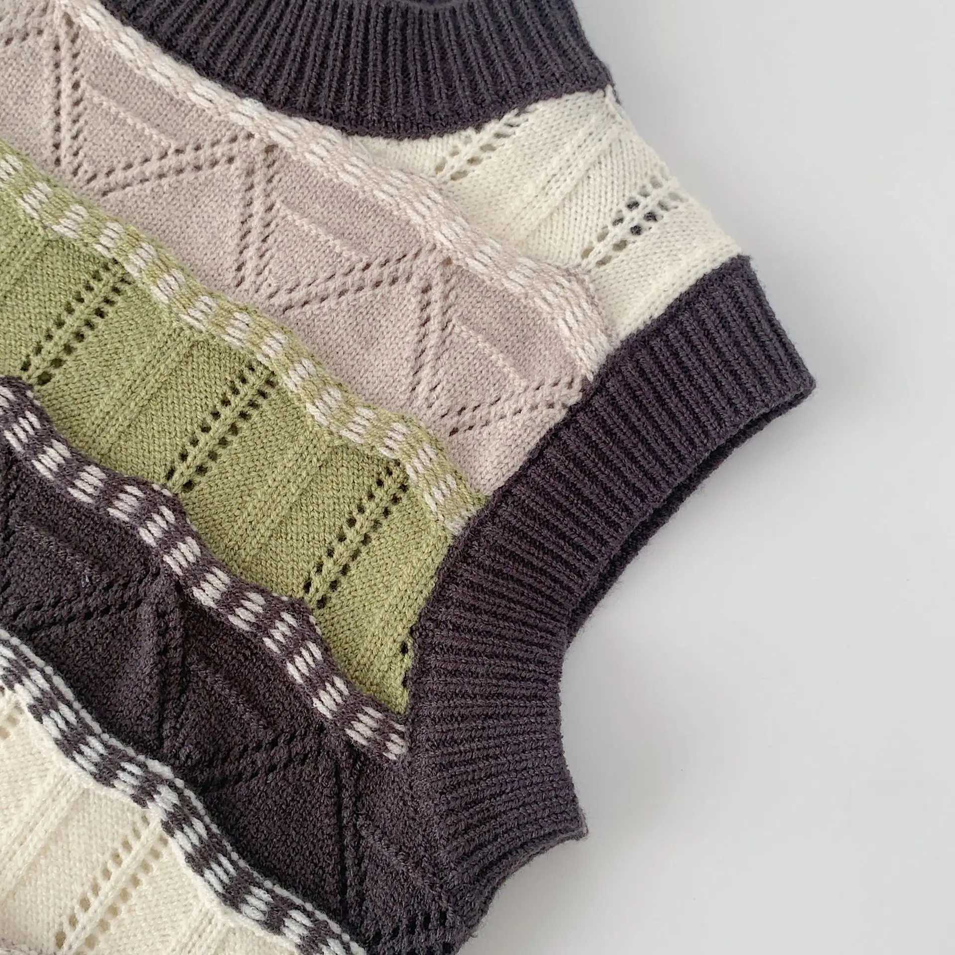 Children Clothes Kids Vest 2024 Spring New Fashionable Boys Striped Boys Vest Casual Sleeveless Casual Simple Sweater TopXJ240819