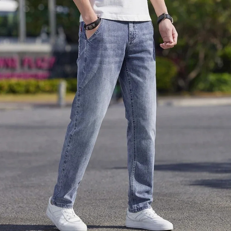 Straight Trousers Jeans for Men Stretch with Pockets Elastic Man Cowboy Pants Fashion Trend Grunge Y2k Original Aesthetic 240819