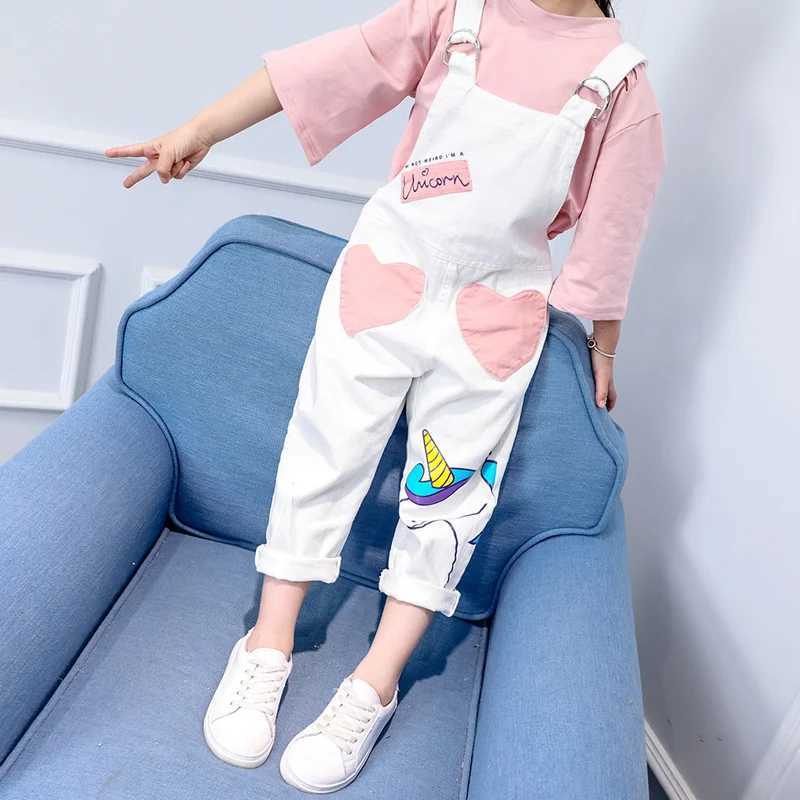 Summer girls pants white bib cover denim jumpsuit new girls cartoon patch stand comfortable childrens clothing jumpsuit W240806