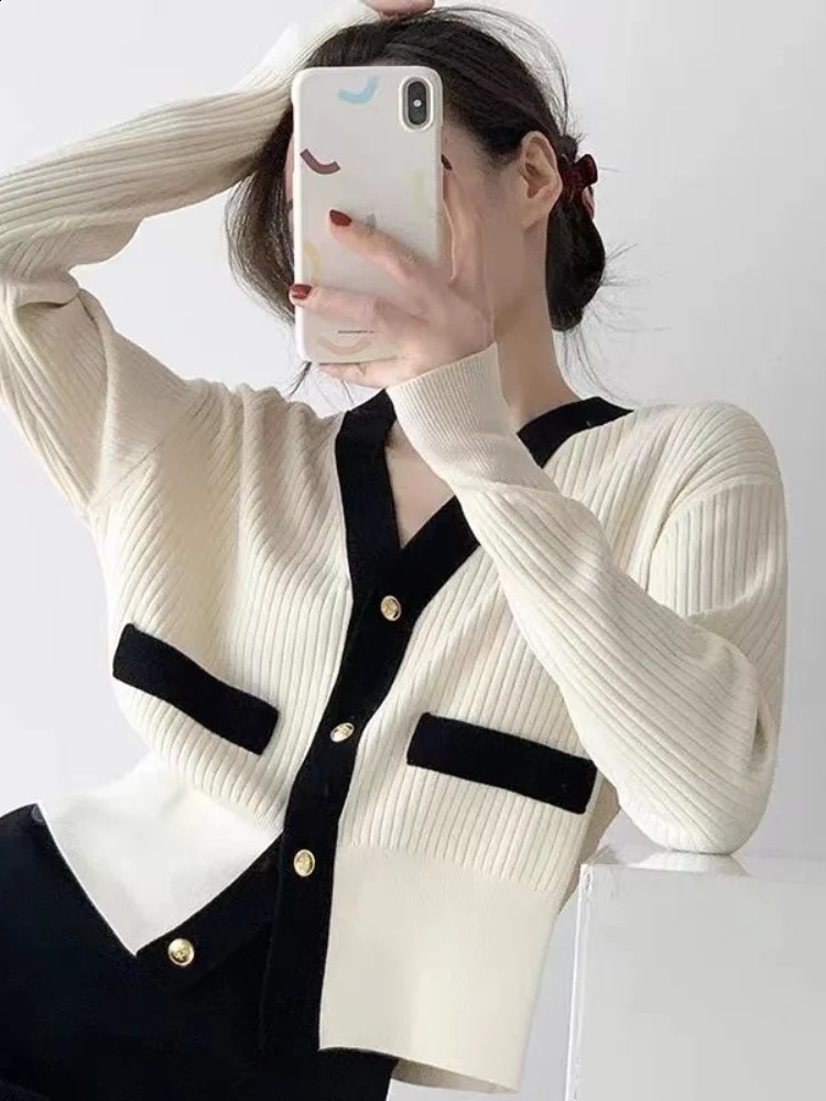 HOUZHOU autumn and winter elegant white knitted cardigan womens Korean fashion long sleeved sweater Vneck patch 240819