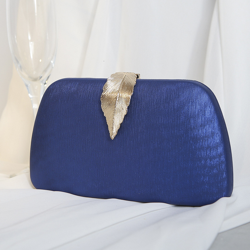 2024 New PU Metal Leaf Banquet Ladies Dress Handheld Chain Strap Crossbody Small Square Bag