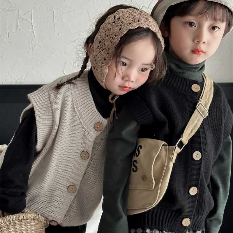 Vinatge Baby Girls Boys Knitted Vest Kids Knit Wasitcoats Korean Fashion Childrens Sleeveless Cardigan Toddler Sweater JumperXJ240819