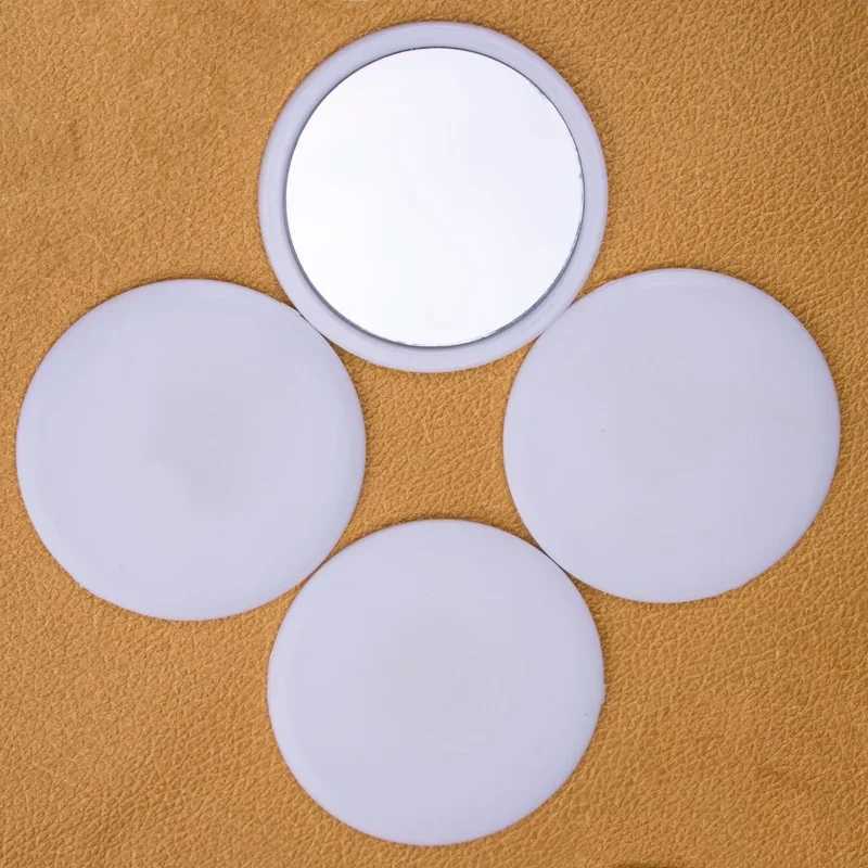 Exquisite Cute Plastic Makeup Small Mirror Tinplate Mini Mirror Makeup Portable Small Round Mirror Makeup Tools Y240819