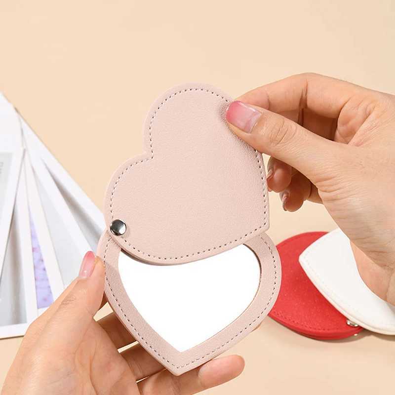 Heart Makeup Mirror Portable PU Cosmetic Mirror Folding Pocket Compact Mirror Travel Accessories Y240819