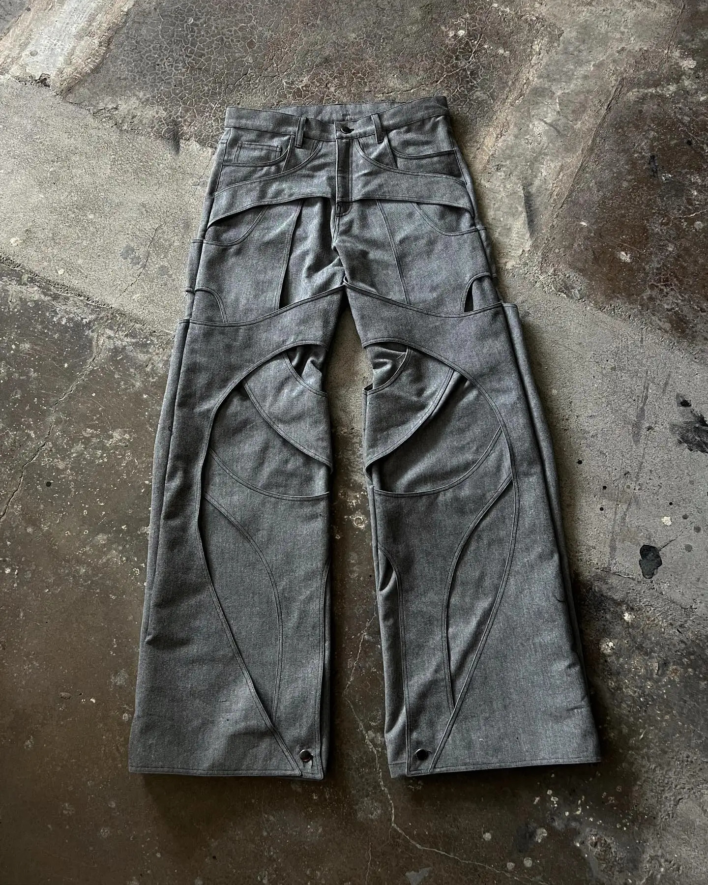Leisure floor mop pants with hollow n cotton loose jeans mens solid color retro work Y2k and womens clothing 240819