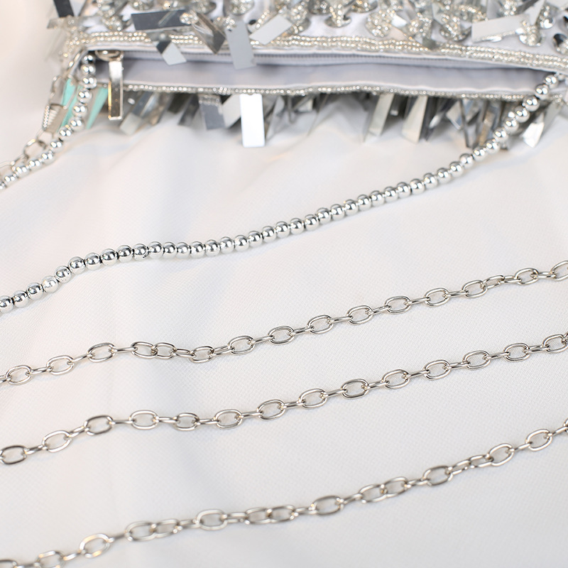 Silver handmade beaded sequin handbag, dinner bag, women's Korean version versatile handbag