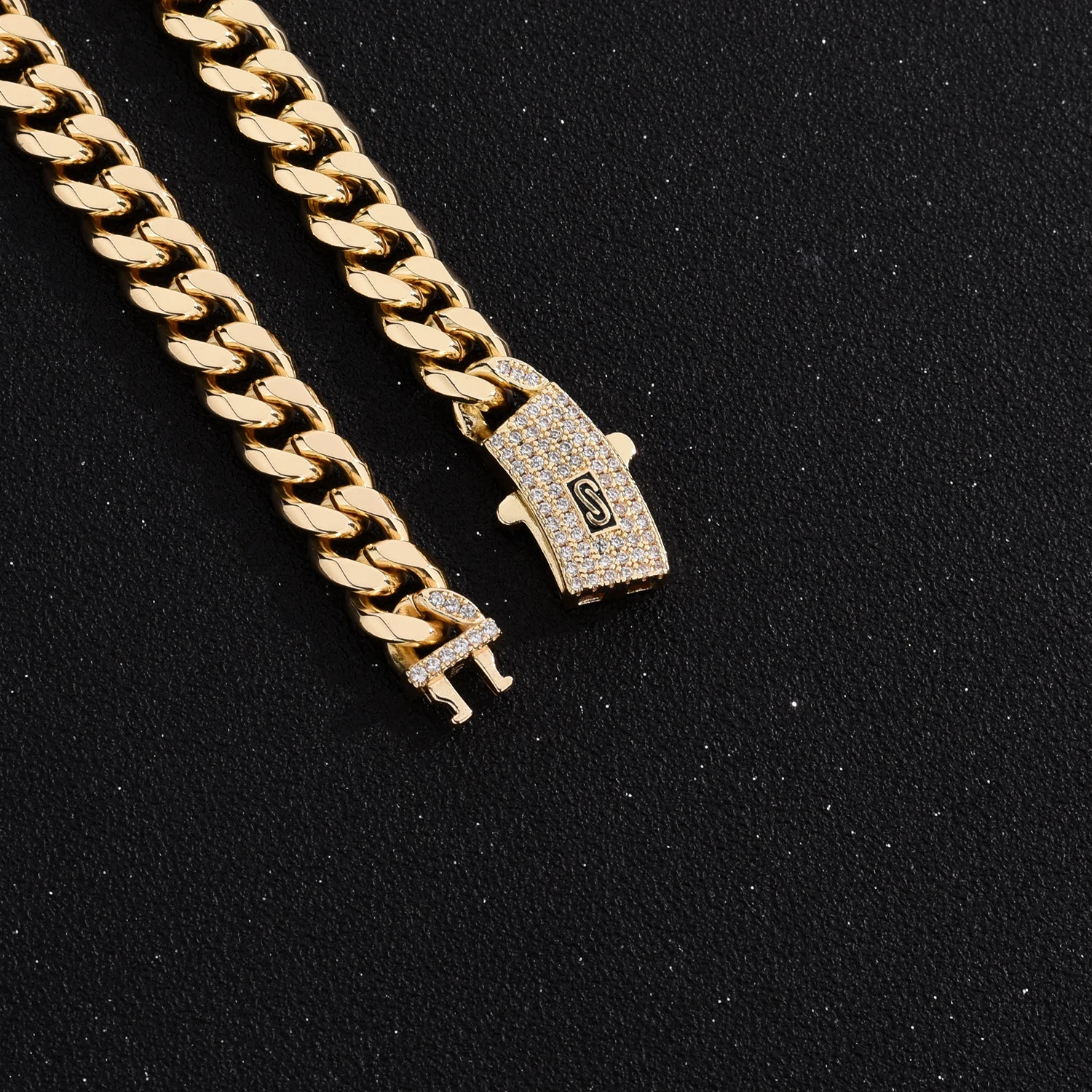 Monaco Long Lock Rectangular Zircon Set Cube Necklace Ice Crystal Small Chain Hip Hop Stone Jewelry 240812