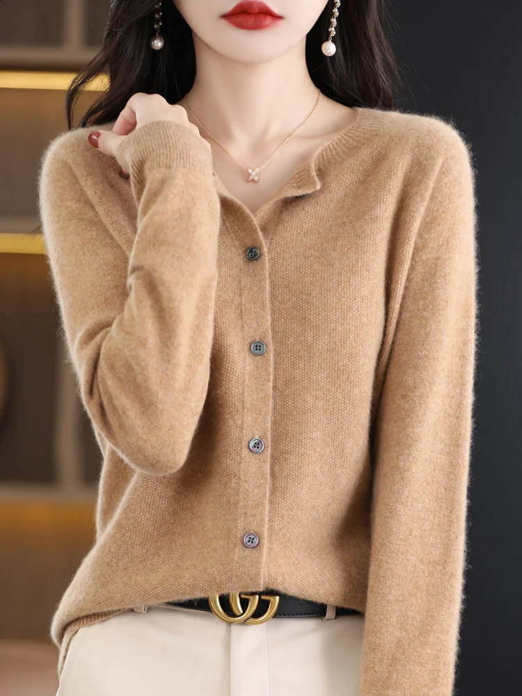100% Merino wool sweater womens Oneck button cardigan long sleeved knitted spring and autumn winter clothing top 240819