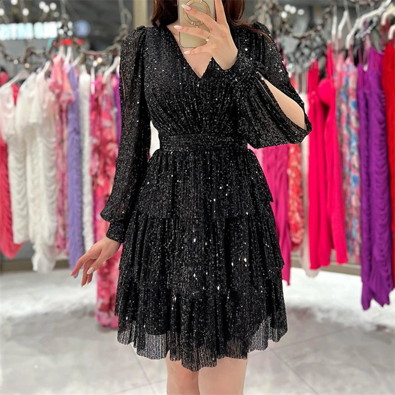 Sexy V Neck Long Sleeve Hollow Out Mini Dress Sparkling Sequins Autumn Ladies Dress Fashion Ladies High Waist Pleated Cake Dress 240819