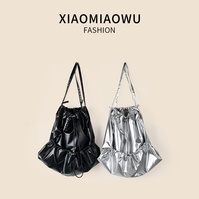 2024 new simple silver travel fashion women's pleated drawstring bag casual large capacity backpack