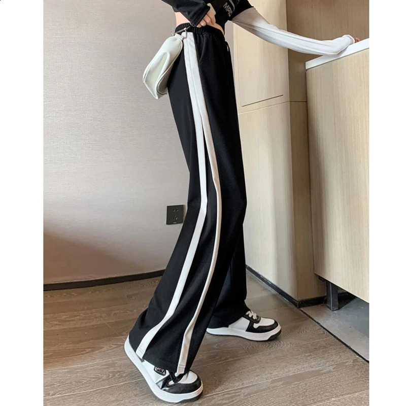 Women Trendy Casual Streetwear Harajuku Y2K Wide Leg Pants Korean Striped Pockets Straight Sweatpants High Waist Pantalones Z260314