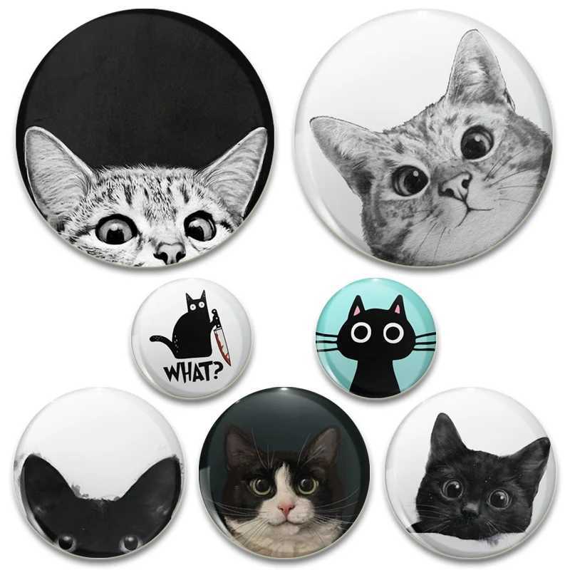 Half face cat pin fun cartoon hand drawn cat badge handmade tinplate brooch for backpacks clothing gifts accessories W240815