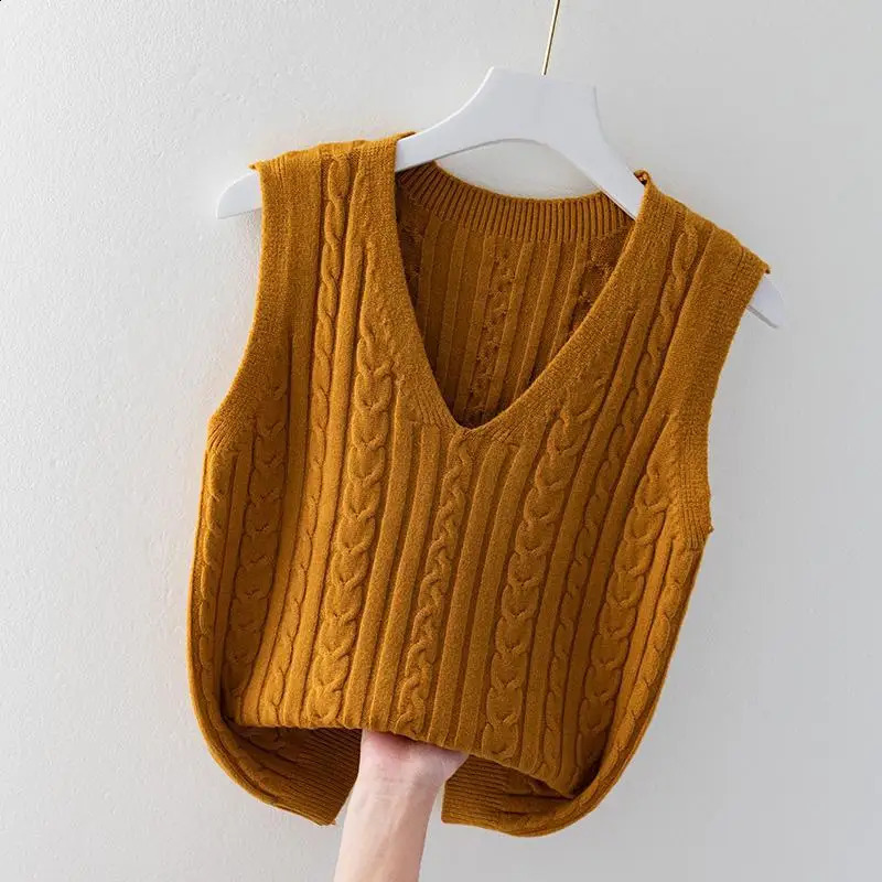 Knitted Womens Fashion Sweater Vest Spring and Autumn Style Loose Sleeveless Underwear Top 240819