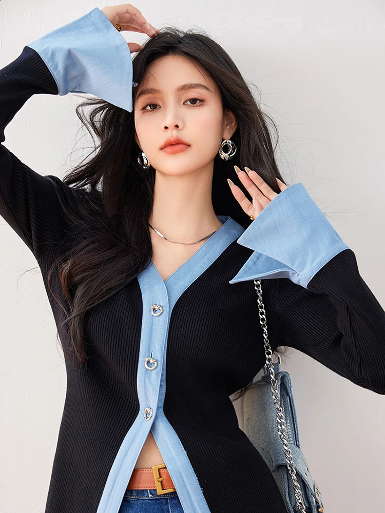 Womens knitted sweater autumn splicing contrasting color top gentle Vneck fashionable niche n cardigan 240819