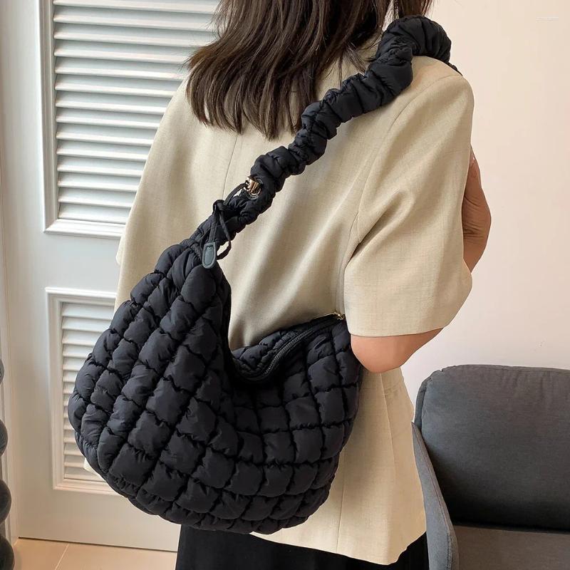 2025 NEW Shoulder Bags Lattice Pattern Crossbody Pleated Bubble Handbags Women Large Capacity Tote Padded Ladies Quilted Shopper Bag original design