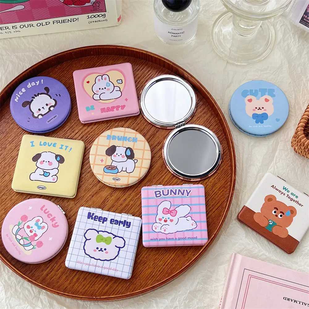 1Pcs Cute Makeup Mirror Round Portable GirlS Gift Hand Mini Folding Mirror Pocket Double-Sided Makeup Mirror Compact Y240819