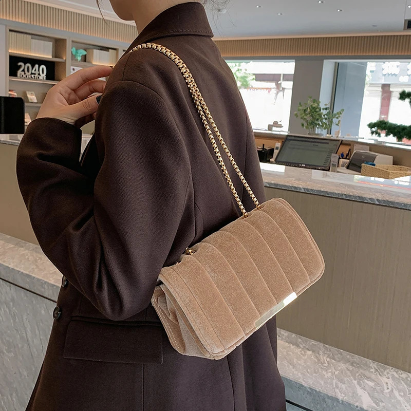 VELOUR Chain Handbag Purse Women Crossbody Bags Trendy Shoulder Messenger Tote High Quality 240819