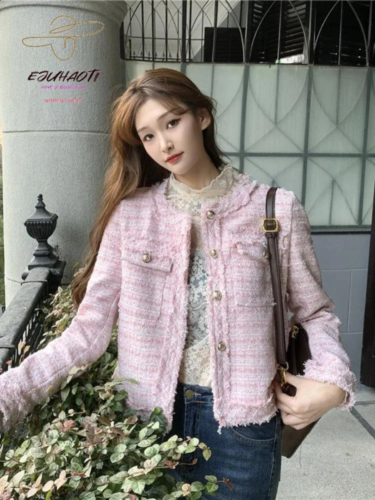 Womens jacket small perfume tweed coat autumn winter temperature tassels long sleeves blouse Korean fashion womens clothing 240819