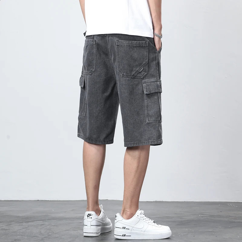 Mens denim shorts large pockets casual fashion wide Bermuda jeans mens beach pants 240819