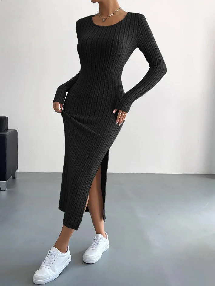 Autumn And Winter Casual Large Size Knitted Dress For Women Sexy Slim Elegant Retro Long Skirt Long Sleeve Round Neck Slit Dress 240819