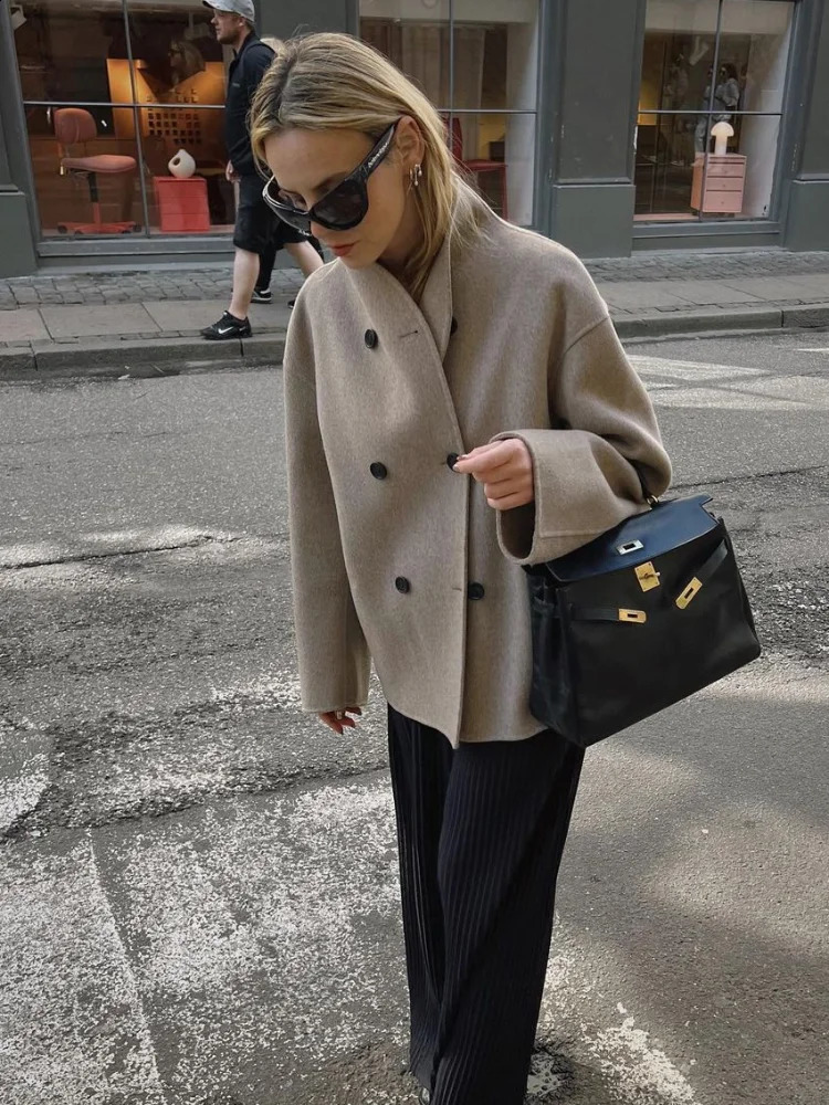 Elegant Wool Womens Coats Loose Casual Double Breasted Stand Collar Short Jacket Fall Winter Coat Female Commute Outerwear 240820