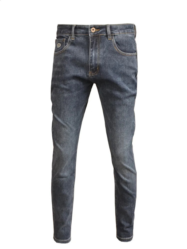 Autumn and Winter Elastic Soft Jeans Mens Fashion Korean High-End Slim Fit Feet Washed High-End Casual Trousers 240819