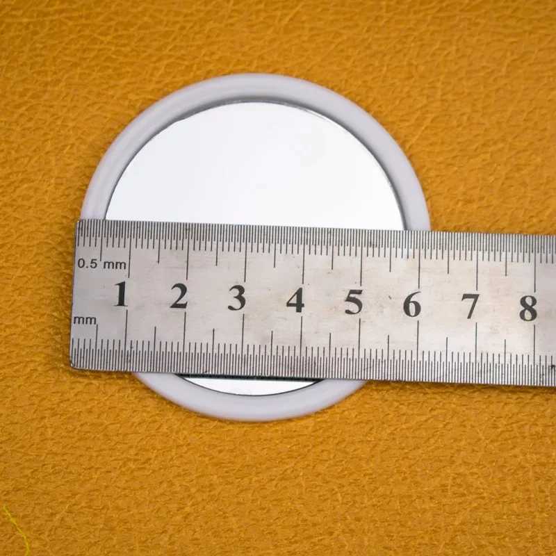 Exquisite Cute Plastic Makeup Small Mirror Tinplate Mini Mirror Makeup Portable Small Round Mirror Makeup Tools Y240819