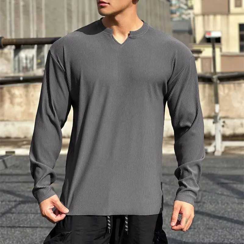 Spring and autumn new street wear casual white long sleeve mens T-shirt fashion solid color vertical V-neck T-shirt mens wearXJ240819