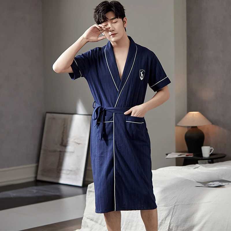 Fashionable Bathrobe new thin cotton knitted mens long robe V-neck mens sexy pajamas summer mens kimono short sleeved pajamas L-4XLW240719