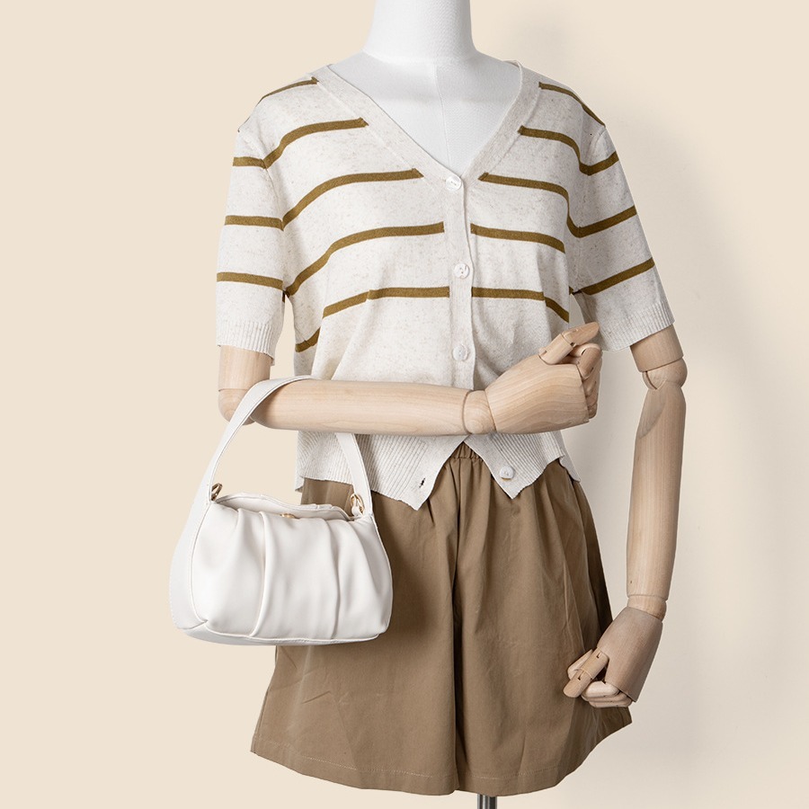2024 New Folded Cloud Soft PU Fashionable Handheld Small Square Bag, Unique and High end Single Shoulder Crossbody Bag