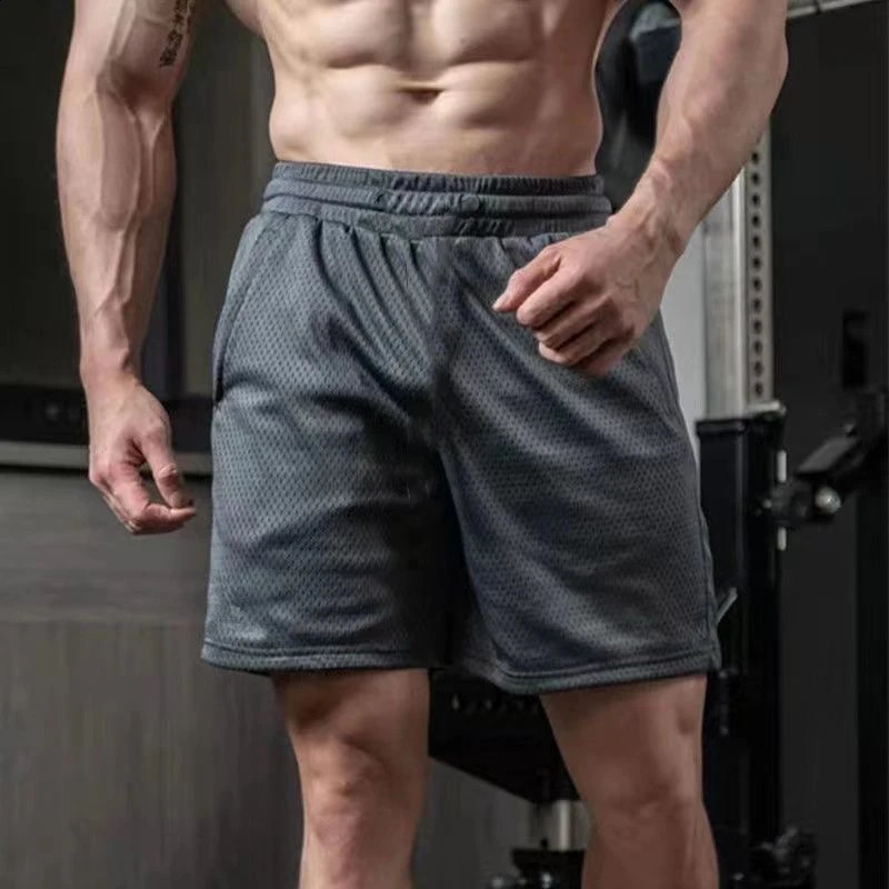 Mens mesh shorts breathable and quick drying gym running solid color daily sports 240819