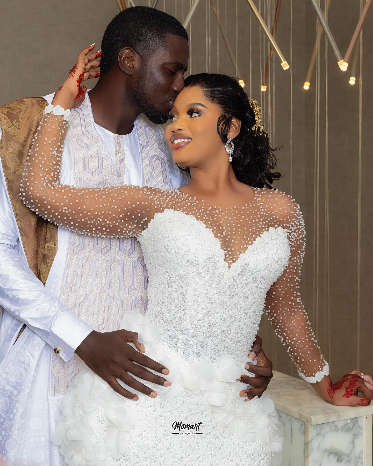 African Aso Ebi 2024 Ivory Mermaid Wedding Dress Sequined Flowers Full Sleeves Beaded Vintage Elegant Bridal Gowns Dresses ZJ208