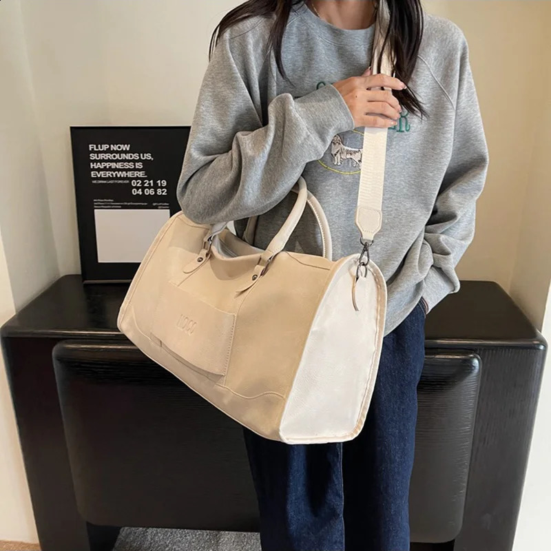 2024 Large Capacity Travel Bag Pu Leather Golf Boston Shoulder Handbag Leisure Sports Fitness Suitcase Weekender Duffle 240819ZYl